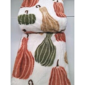 The Farmhouse by Rachel Ashwell Faux Fur Pumpkin Throw 50x70 NWT Soft Cozy Fall